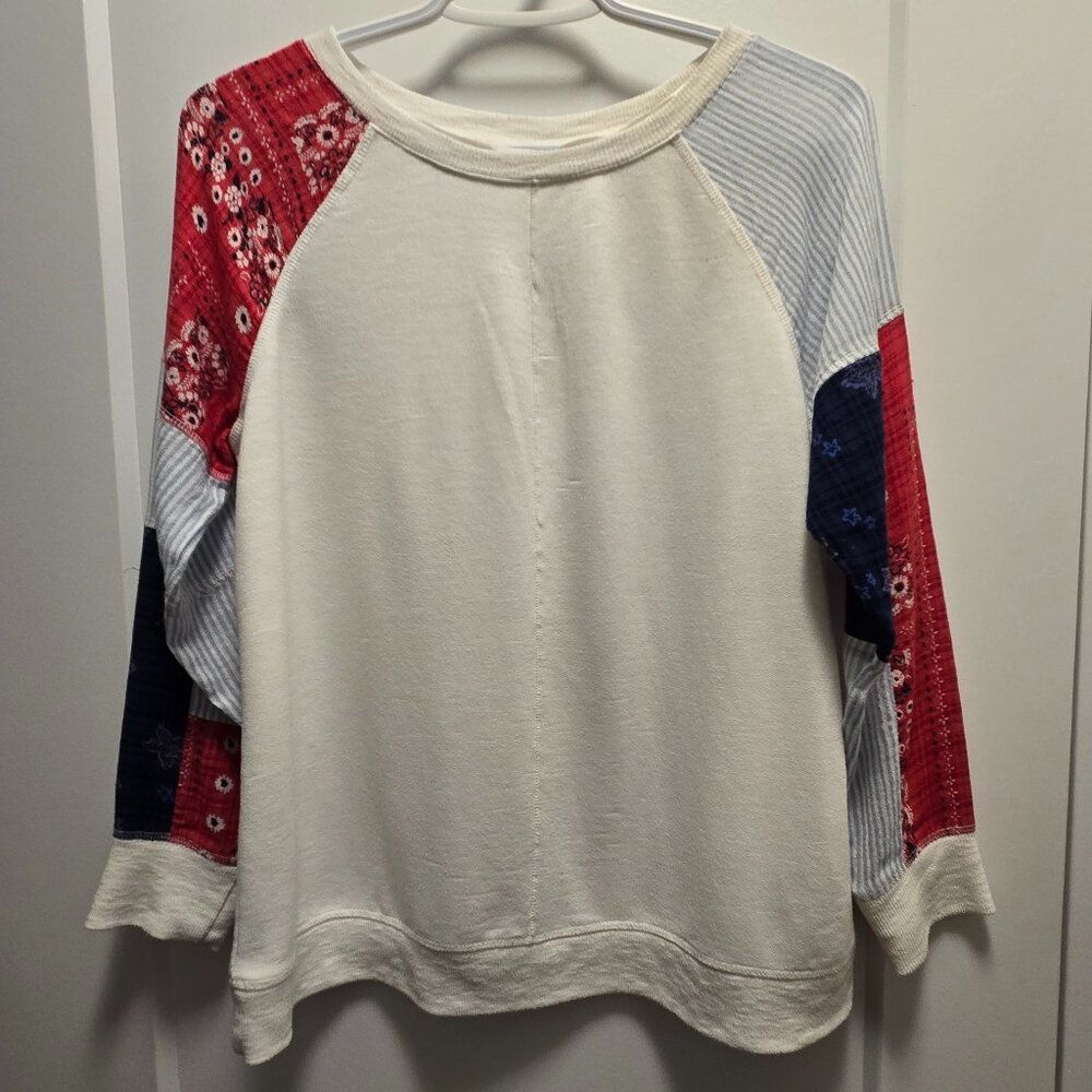 STYLE & CO. Women's White Pullover Top w/Statement Long Sleeves  - Size PM